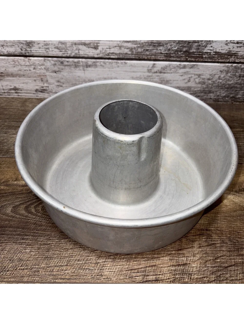 Vintage Wear-Ever Bundt Cake Angel Food Cake Aluminum Pan No. 5214 Heavy Duty.
